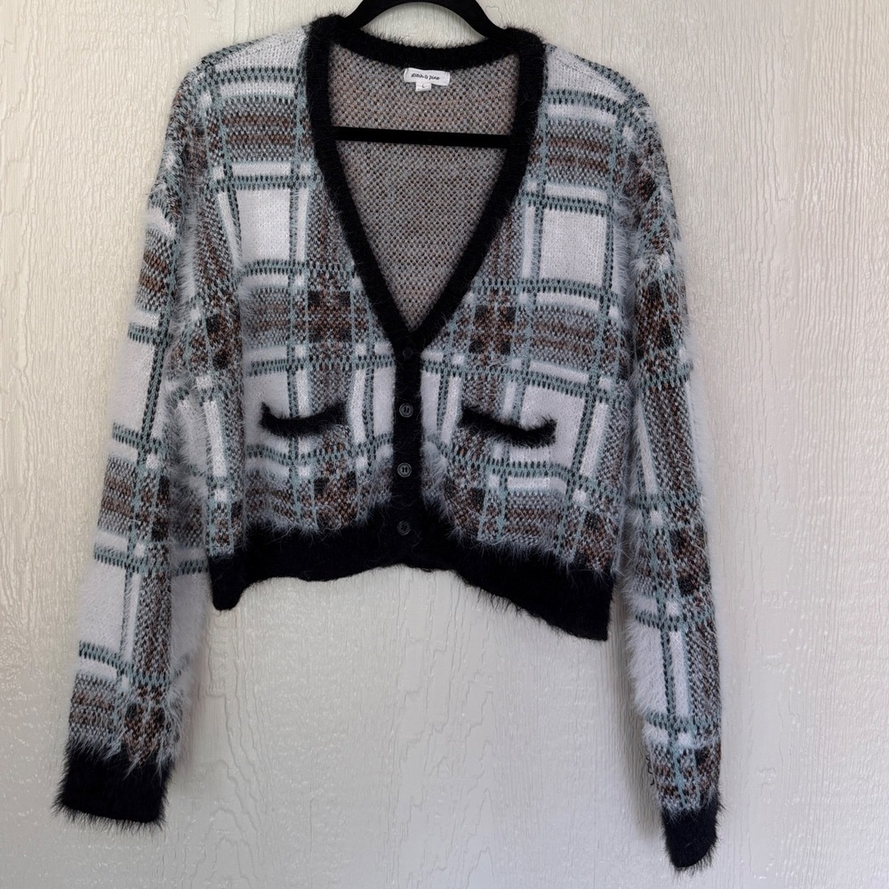 Stitch & Pine Womens Plaid Cropped Cardigan Sweater Fuzzy Eyelash Knit Large